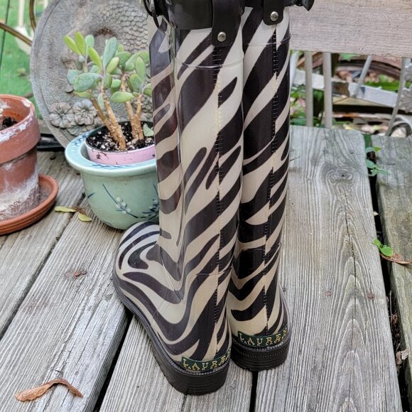 Lauren Ralph Lauren Zebra Rain Boots size 8 - Picture 3 of 5